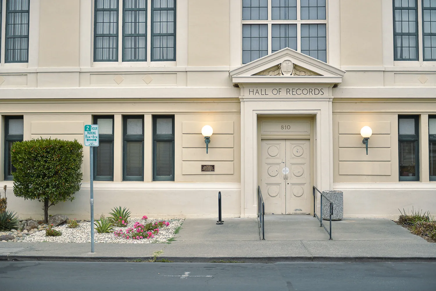 The Hall of Records building in Napa, its name cut into the stone above the door.